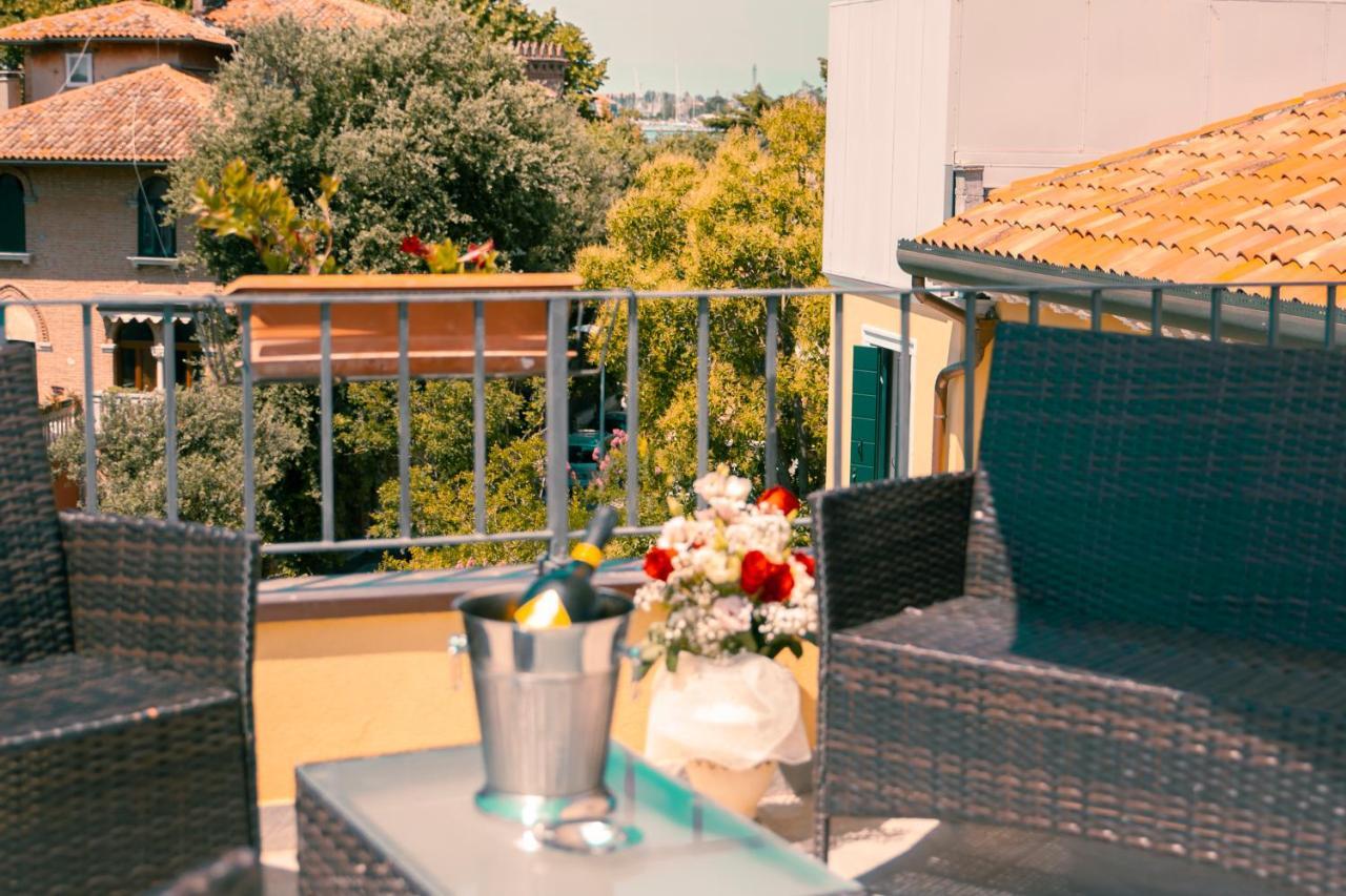 Hotel Villa Edera Lido di Venezia Kültér fotó