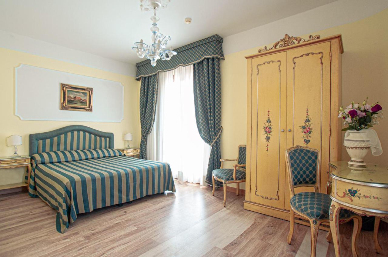 Hotel Villa Edera Lido di Venezia Szoba fotó