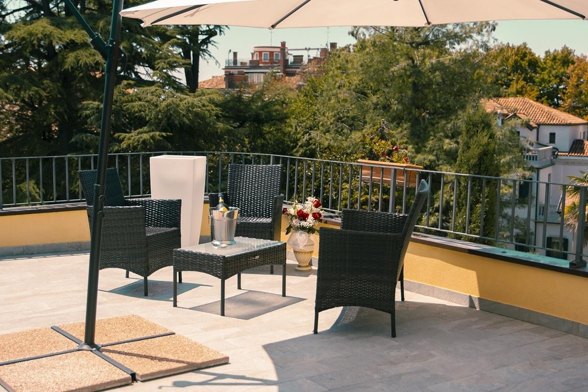 Hotel Villa Edera Lido di Venezia Kültér fotó