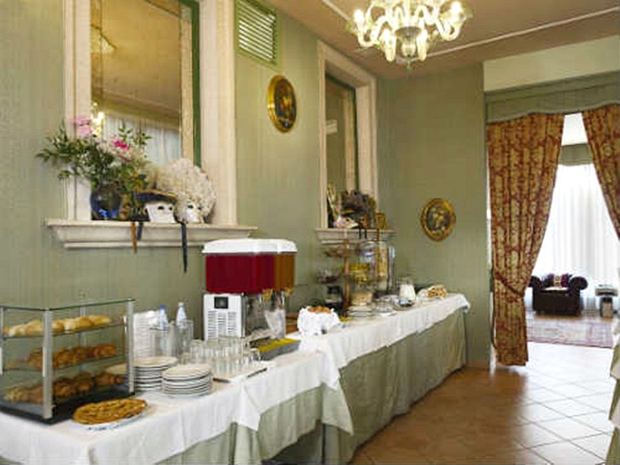 Hotel Villa Edera Lido di Venezia Kültér fotó