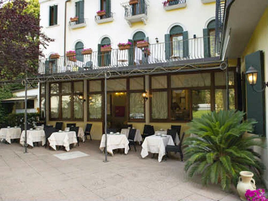 Hotel Villa Edera Lido di Venezia Kültér fotó