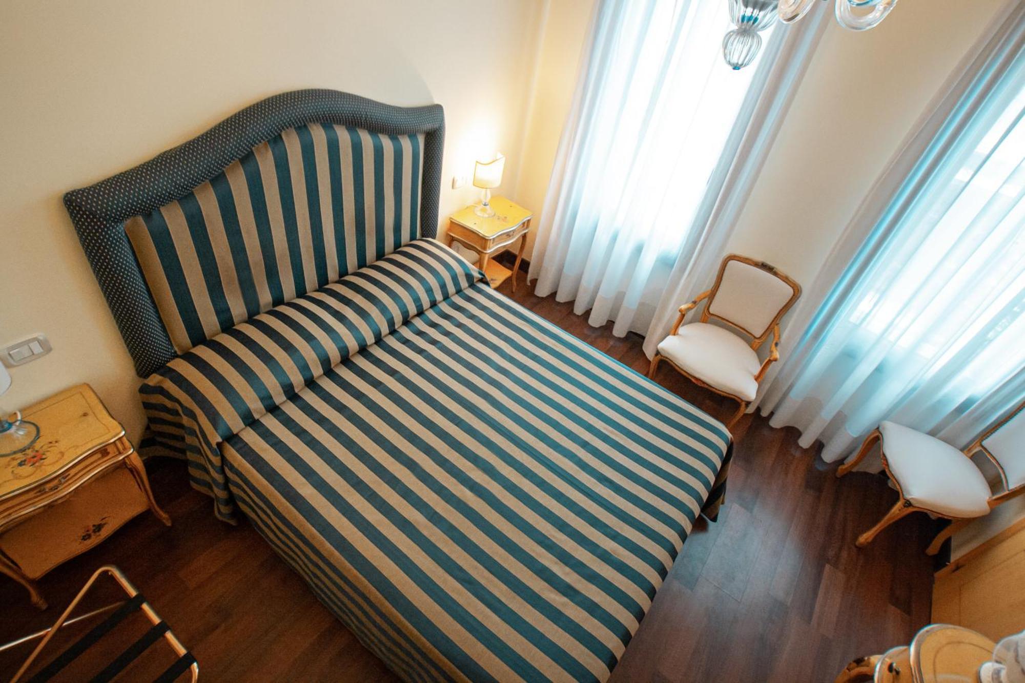 Hotel Villa Edera Lido di Venezia Szoba fotó