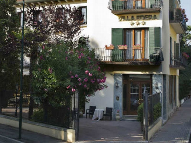 Hotel Villa Edera Lido di Venezia Kültér fotó